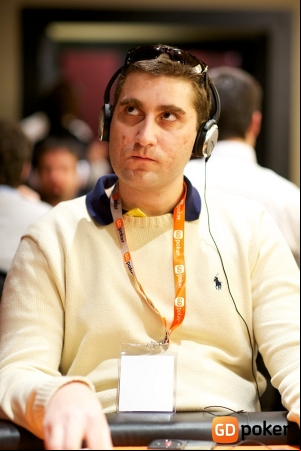 Lorenzo durante un recente Poker Grand Prix (foto GDPoker)